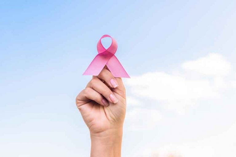 10 توصیه برای پیشگیری سرطان سینه در زنان