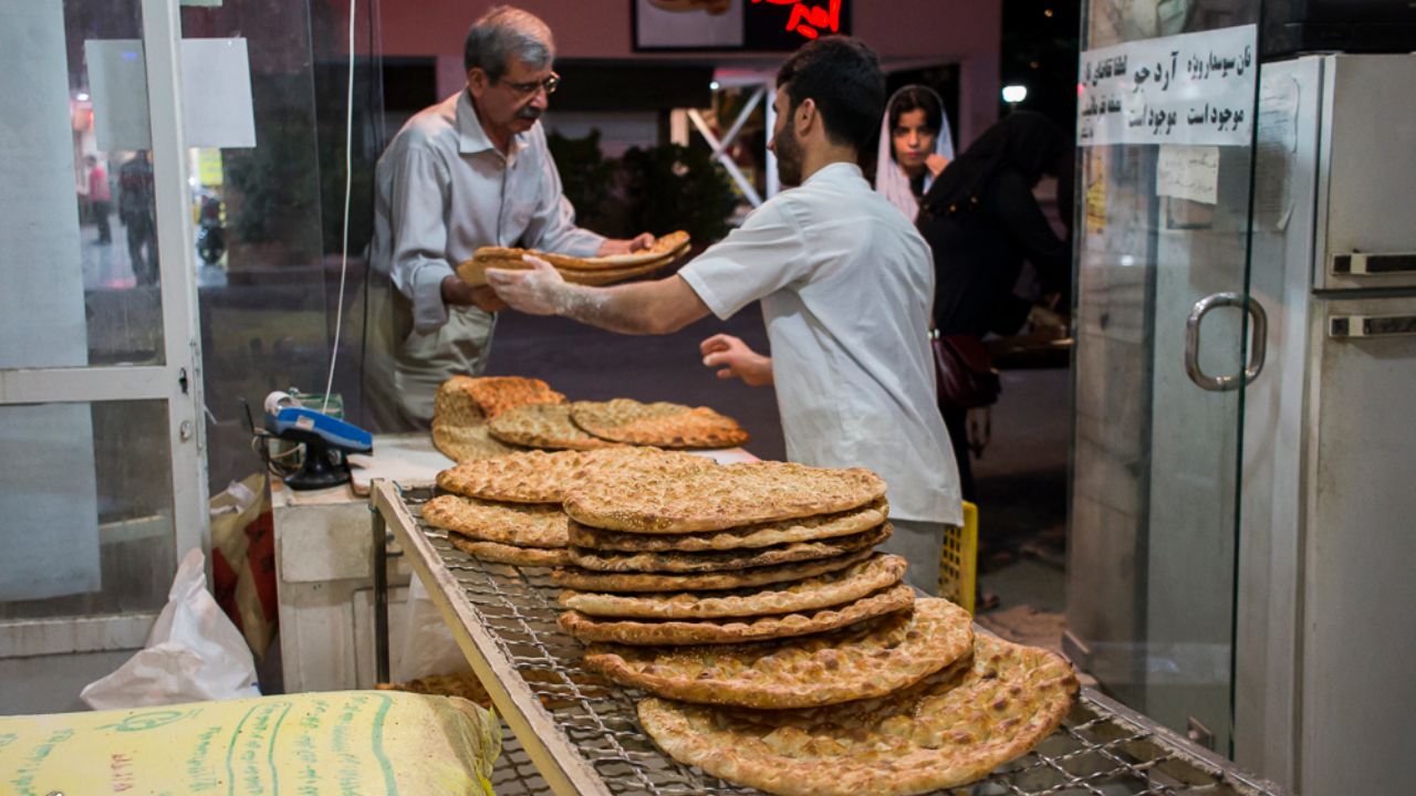 کم درآمدها با غم نان چه کنند؟