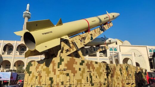 نمایش موشک‎ های مهاجم به عین الاسد در مسیر نمازگزاران جمعه تهران