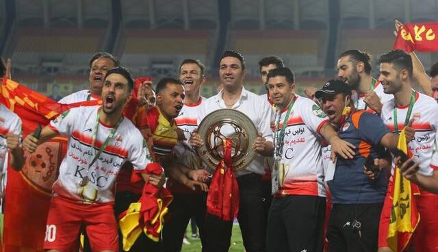 واکنش جواد نکونام به شکست پرسپولیس و قهرمانی فولاد