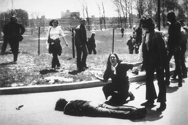 برگی از تاریخ/ ماجرای عکسی از کشتار دانشجویان در دانشگاه کنت آمریکا