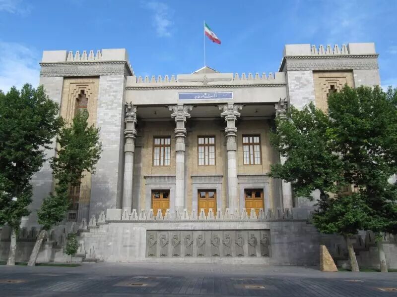 واکنش یک مقام وزارت خارجه به شایعه امضای پیمان تجاری میان ایران و دونتسک