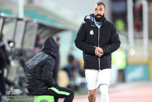 مدافع استقلال ماندنی شد/عکس