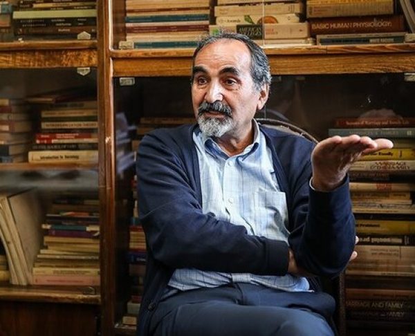 استاد دانشگاه تهران: ریشه اعتراضات «ضرورت تغییر» است