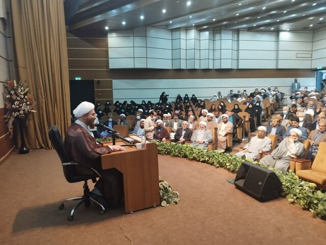 حاج علی اکبری: دشمن آرزوی ایجاد اختلاف در سیستان و بلوچستان را به گور خواهد برد  