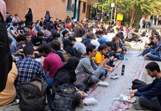 رئیس کمیسیون آموزش مجلس: ممنوع‌الخروجی دانشجویان هنجارشکن، «طرح» نیست؛ «پیش‌طرح» است