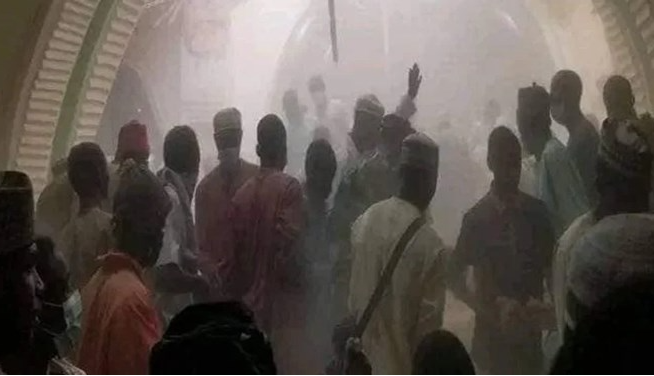 10 کشته در پی فروریختن سقف یک مسجد در نیجریه؛ 30 نفر مصدوم شدند