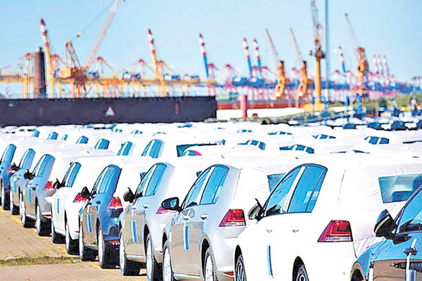آیین‌نامه واردات خودروهای کارکرده همچنان در انتظار تصویب