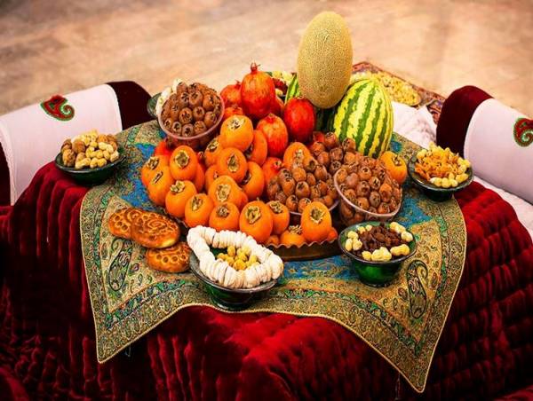 هزینه شب‌نشینی شب یلدا چقدر می‌شود؟