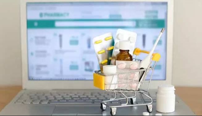 فروش اینترنتی دارو معطل آیین‌نامه وزارت بهداشت