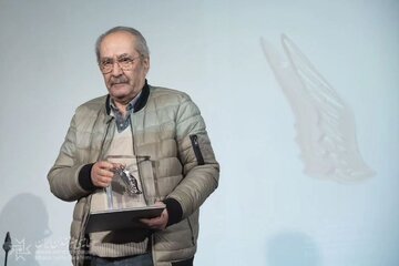 در آیین پایانی بیستمین جشن تصویر سال مطرح شد: مرور ۲۰ سال رویایی / نیاز به پوست اندازی داریم! 