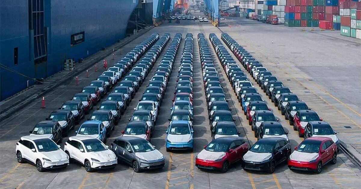 همه خودروهای برقی از چین وارد می‌ شود