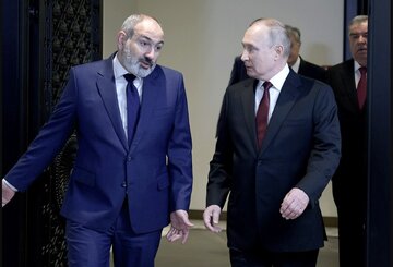 پاشینیان زیر فشار و اتهام خیانت
                تیره‌تر شدن روابط مسکو و ایروان/ چرا روس‌هراسان دوباره در ارمنستان فعال شده‌اند؟