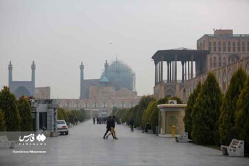 خبرآنلاین گزارش می دهد؛
                هوای اصفهان «قرمز» شد/شکایت شهروندان نصف‌جهان از «سردرد»