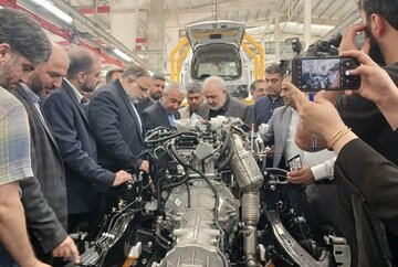 با حضور وزیر صمت صورت گرفت؛
                افتتاح خط مونتاژ یک واحد تولید خودرو در قزوین