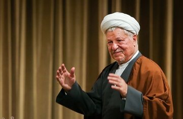 روزنامه جمهوری اسلامی: احمدی‌نژاد به وزیر اطلاعات دستور داده بود هاشمی رفسنجانی را به فساد متهم کند